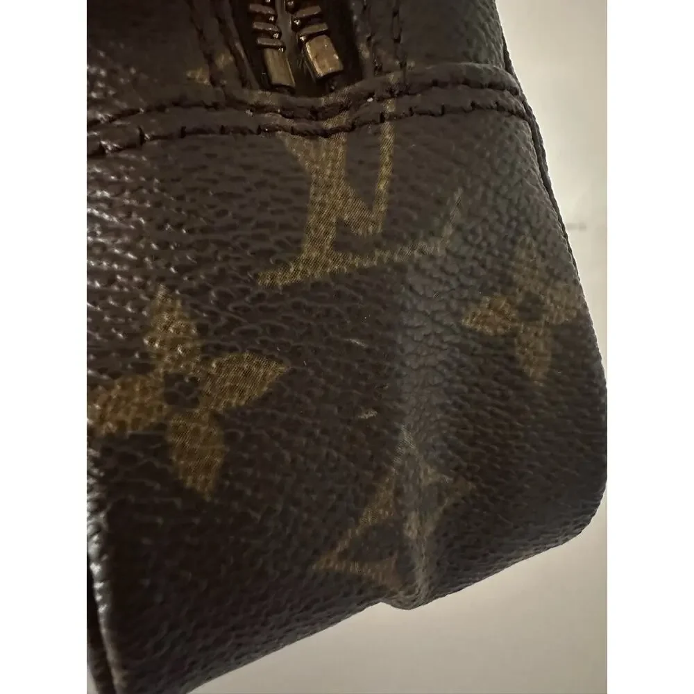 Louis Vuitton Monogram Toiletry Pouch - Picture 12 of 14